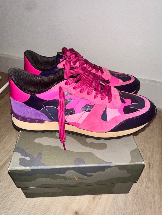 Valentino Shoes - Valentino sneakers